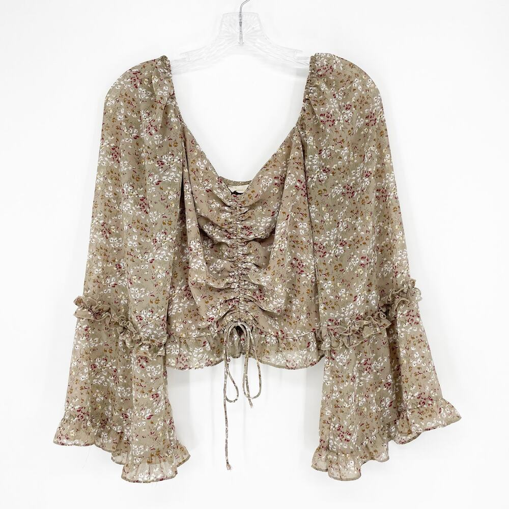 Altar'd State Flare Sleeve Floral Top Size Medum
